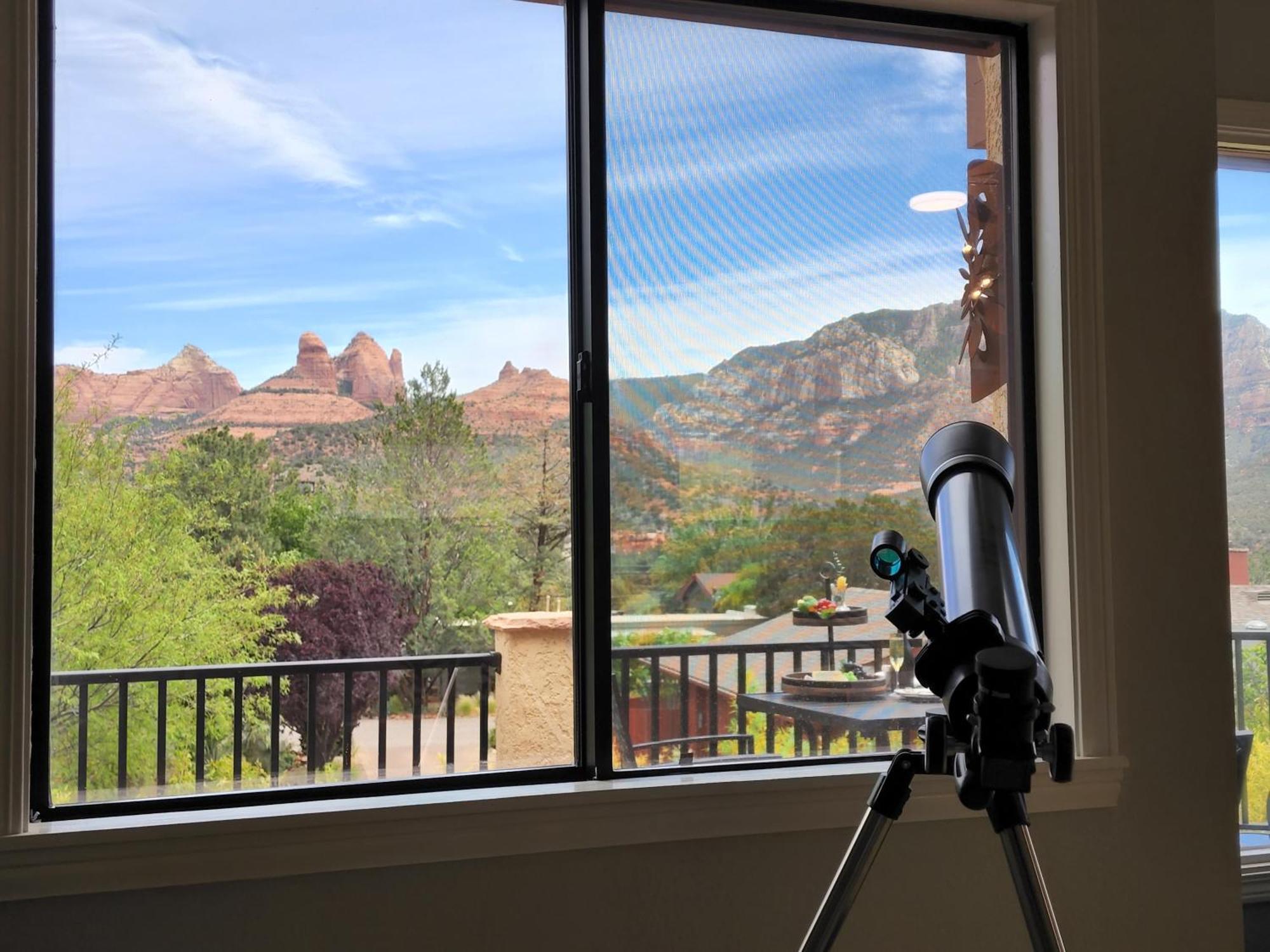 Sedona Radiance, Telescope & Stars, Grand Red Rock Views Patio Deck, Pool & Hot Tub, Fire Pit! Villa Exterior photo