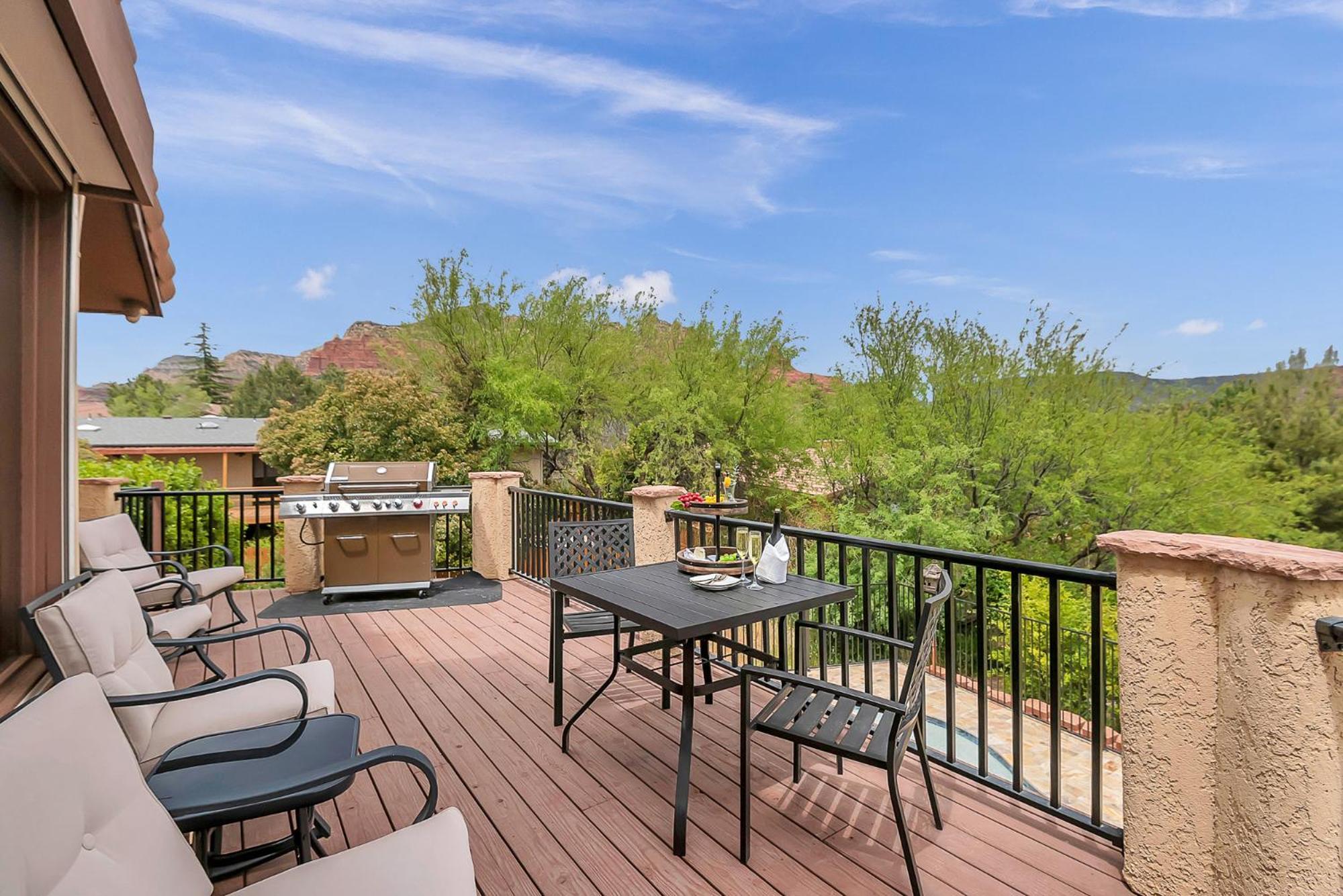 Sedona Radiance, Telescope & Stars, Grand Red Rock Views Patio Deck, Pool & Hot Tub, Fire Pit! Villa Exterior photo